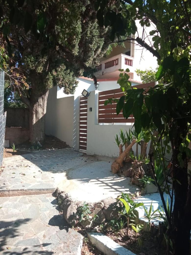 Utopia Suites 3 Αίγινα Εξωτερικό φωτογραφία